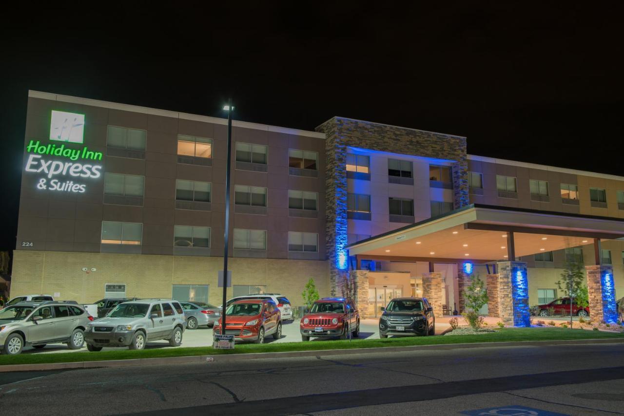 Holiday Inn Express & Suites - Louisville N - Jeffersonville By Ihg Zewnętrze zdjęcie